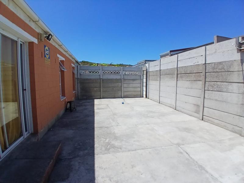 3 Bedroom Property for Sale in Rocklands Western Cape